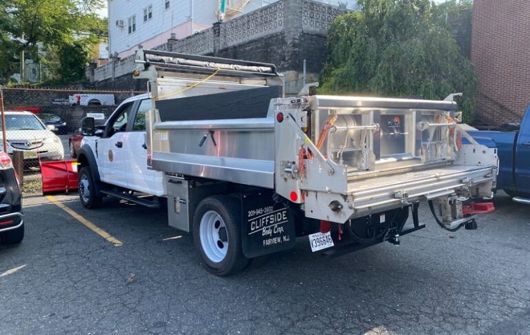 Different Types of Dump Truck Salt Spreader - Dump Truck