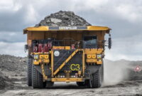 Cat 793 Dump Truck