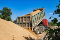 How Many Cubic Yards of Dirt in a Dump Truck