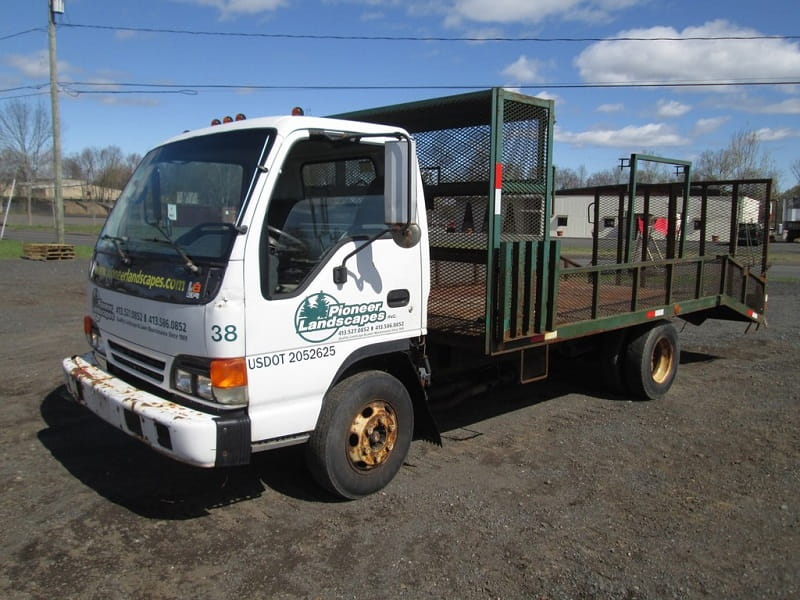 2001 Isuzu Landscape Truck