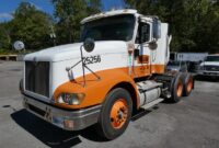 International Day Cab Truck for Sale